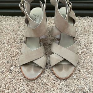 Joie Avery Crisscross Nubuck City Sandal - Size 6.5